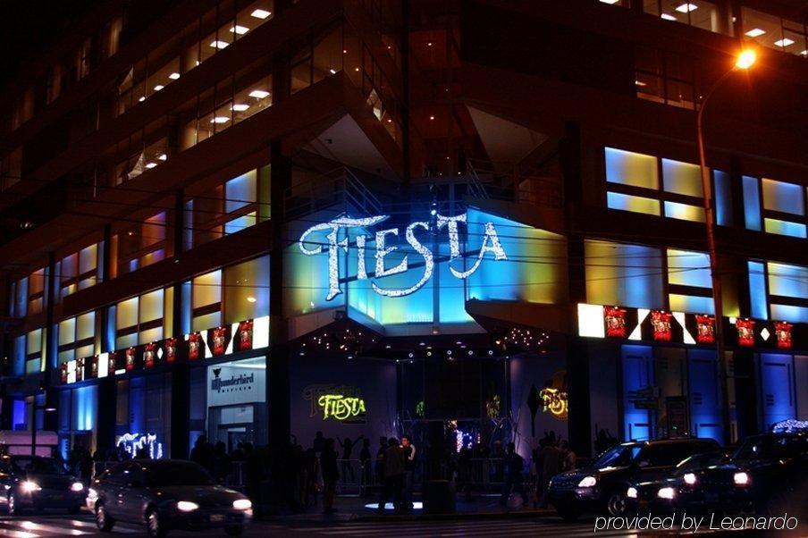 Thunderbird Hotel Fiesta & Casino Лима Экстерьер фото