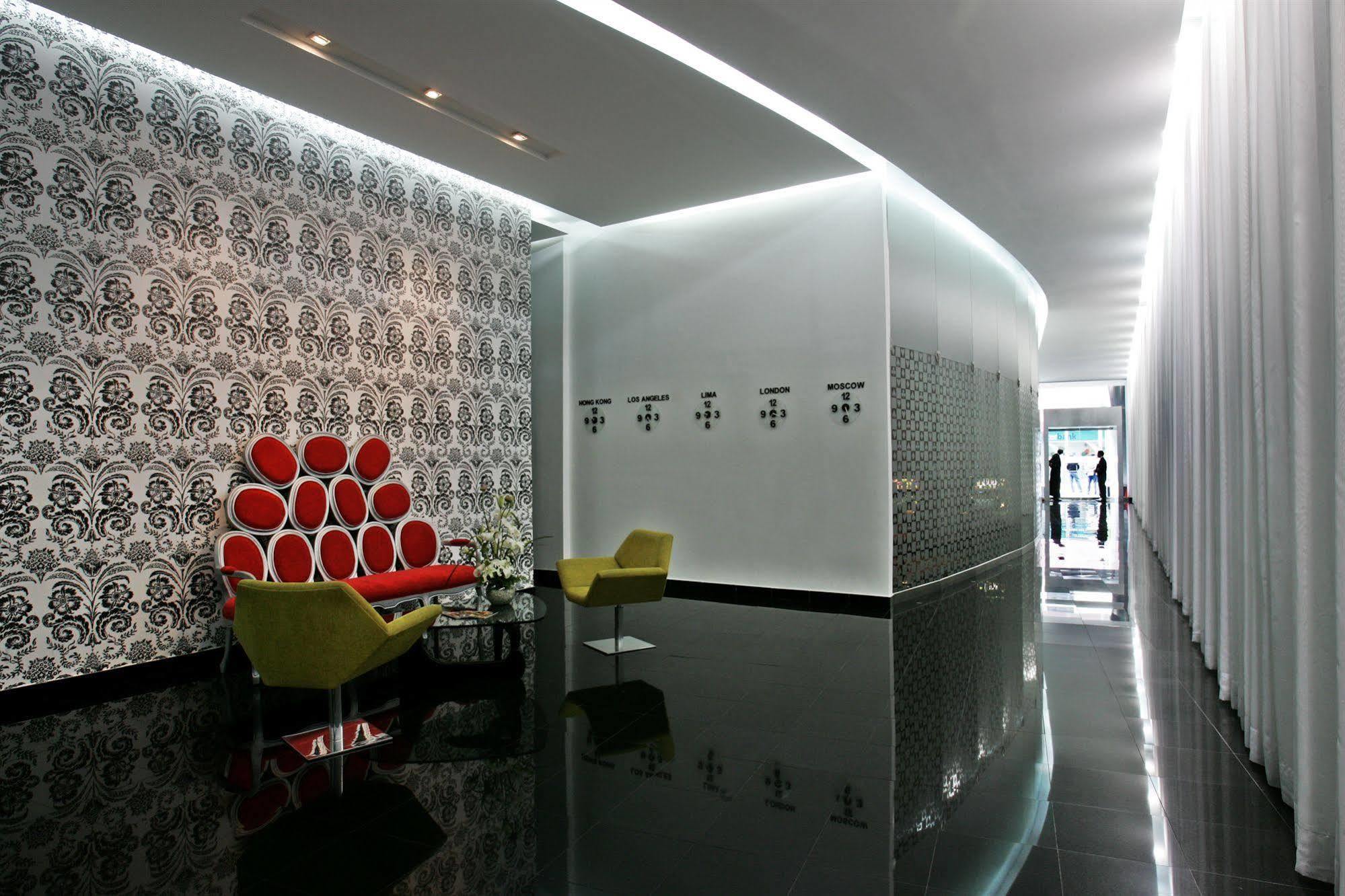 Thunderbird Hotel Fiesta & Casino Лима Интерьер фото