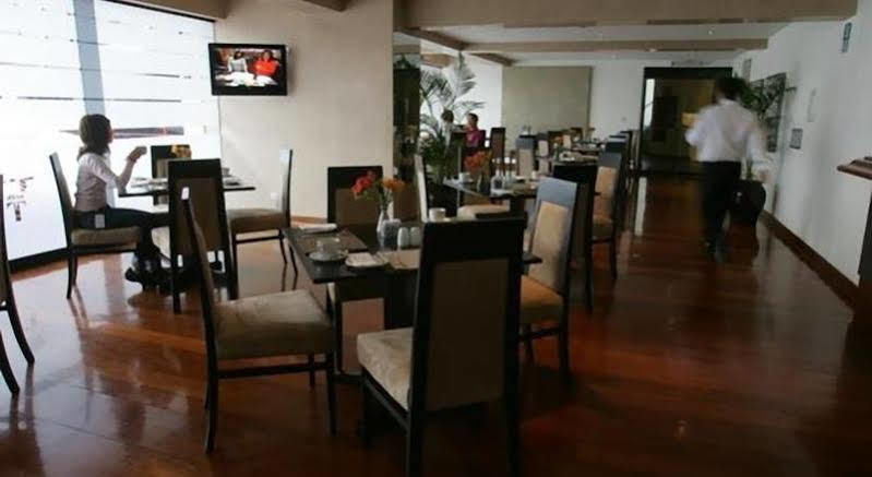 Thunderbird Hotel Fiesta & Casino Лима Экстерьер фото